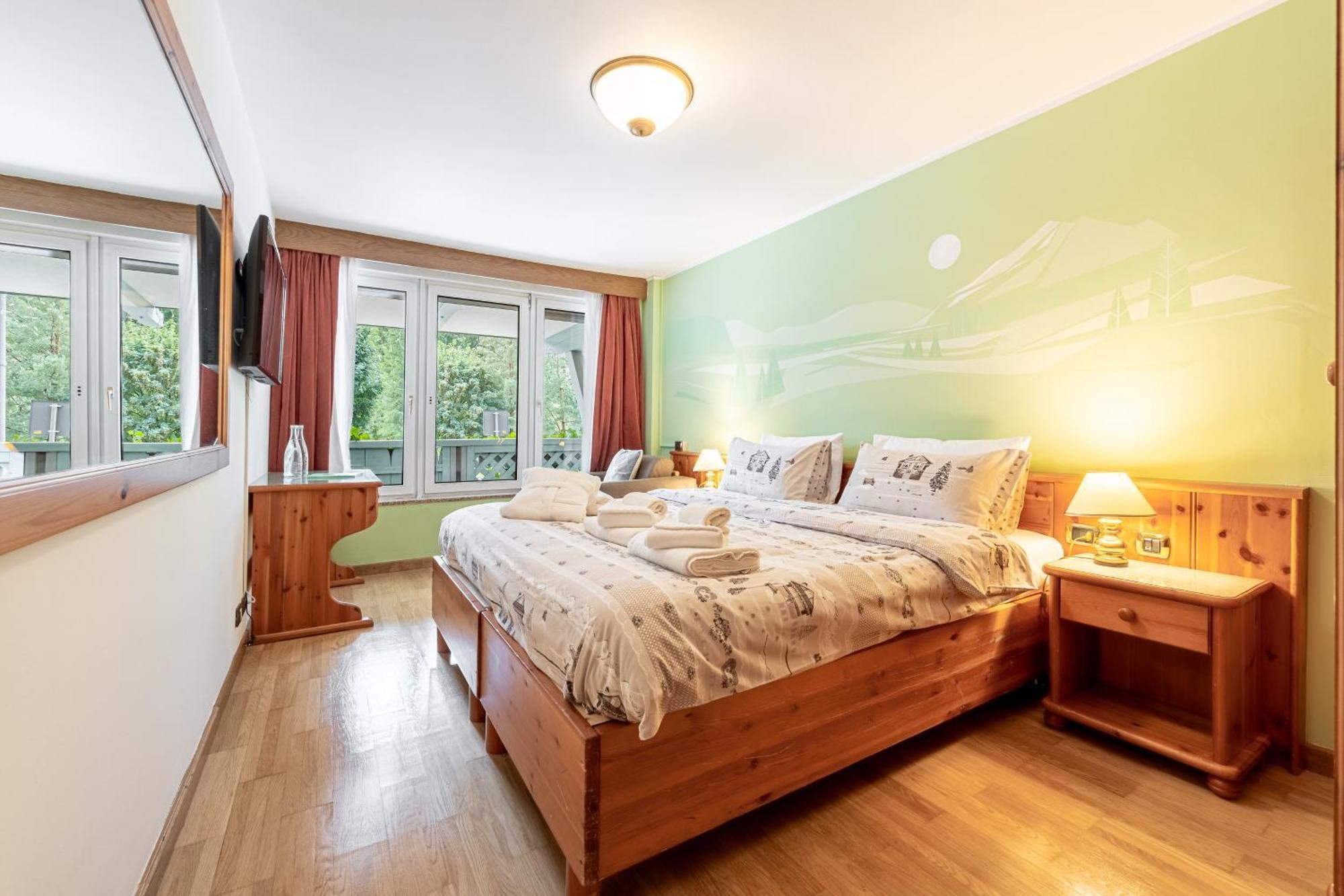 Hotel Dolomiti Schloss Canazei Εξωτερικό φωτογραφία