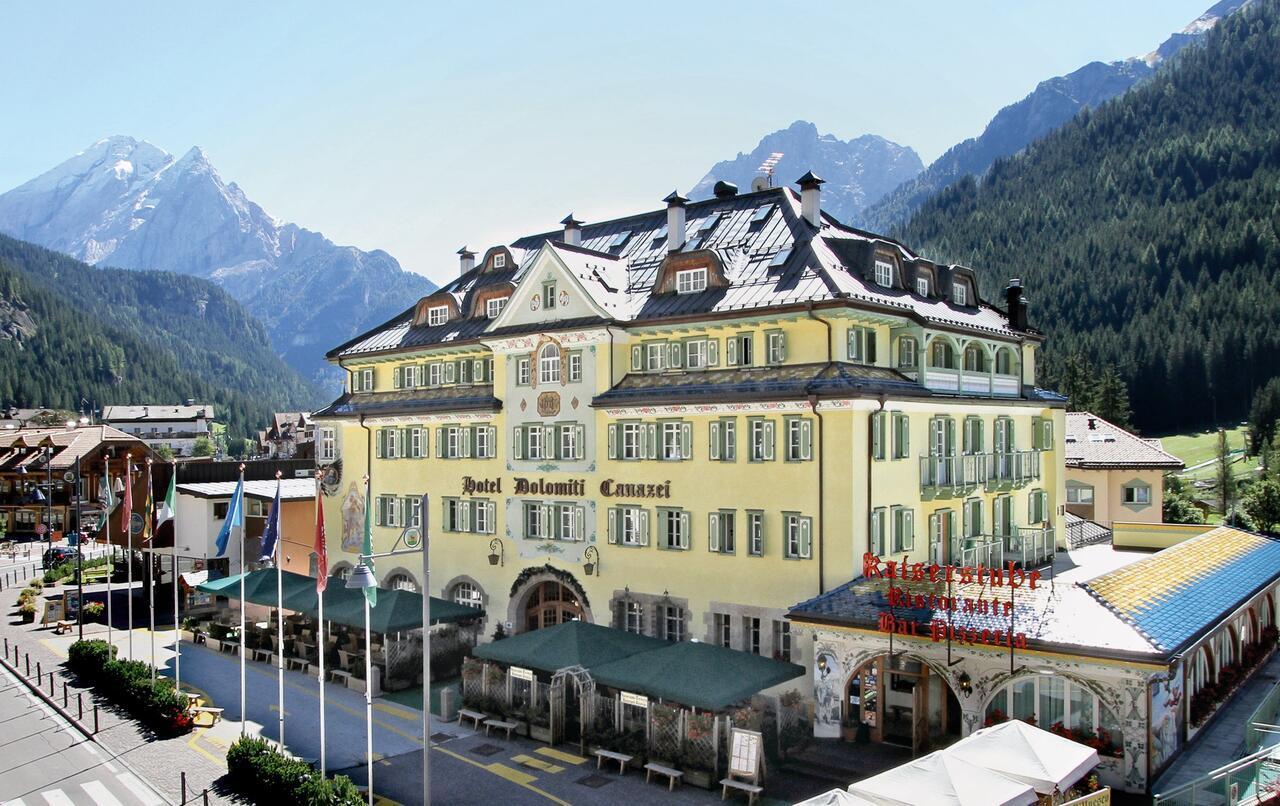 Hotel Dolomiti Schloss Canazei Εξωτερικό φωτογραφία
